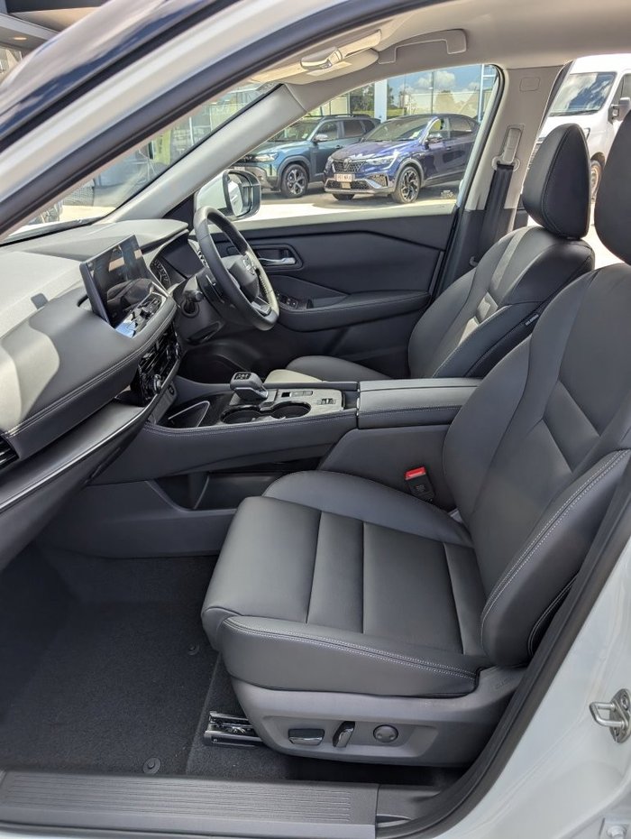 2026 Nissan X-TRAIL ST-L