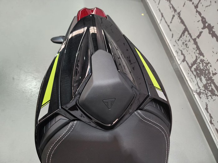2025 Triumph Street Triple RS Street Triple Black