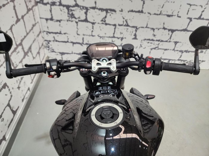 2025 Triumph Street Triple RS Street Triple Black