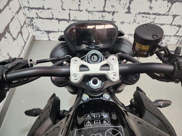 2025 Triumph Street Triple RS Street Triple Black