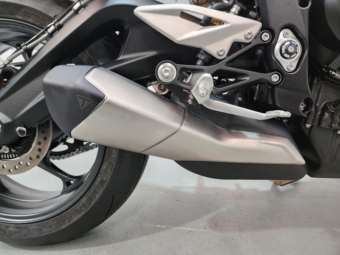 2025 Triumph Street Triple RS Street Triple Black