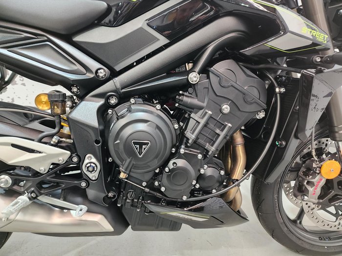 2025 Triumph Street Triple RS Street Triple Black