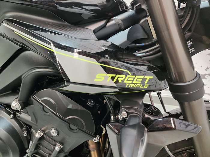 2025 Triumph Street Triple RS Street Triple Black
