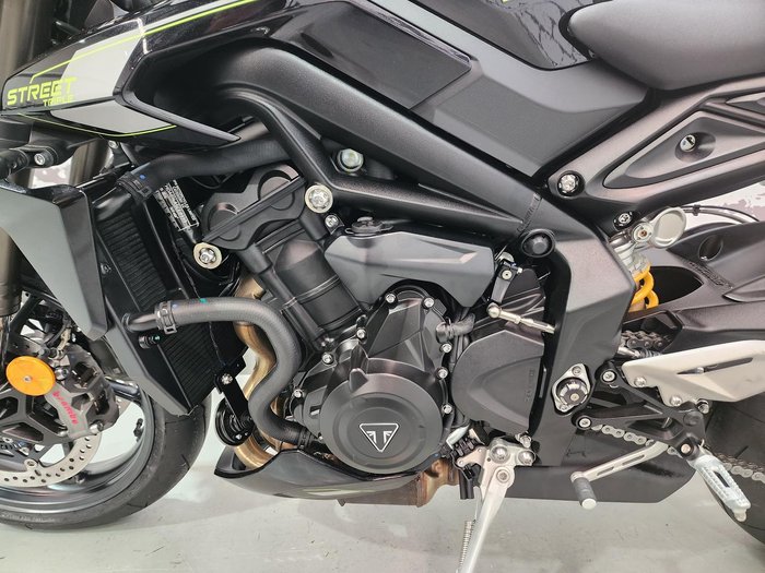 2025 Triumph Street Triple RS Street Triple Black