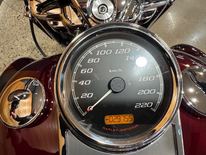 2014 Harley-davidson FLHR ROAD KING Brugendy