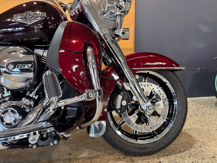 2014 Harley-davidson FLHR ROAD KING Brugendy