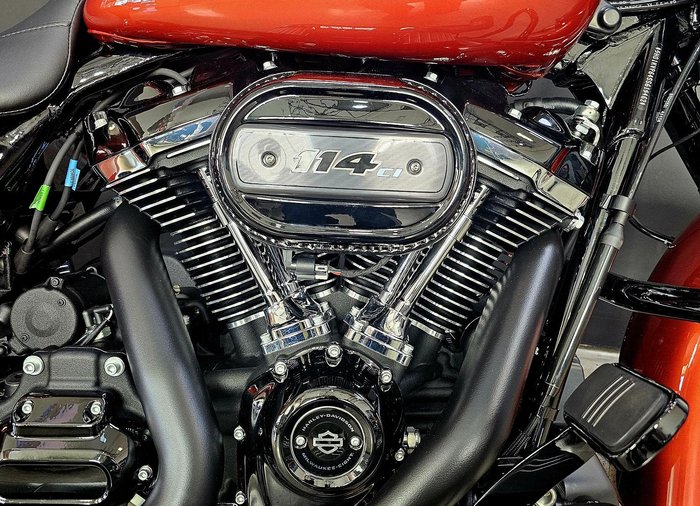 2025 Harley-Davidson Road King Special 114 (FLHRXS) Touring Red