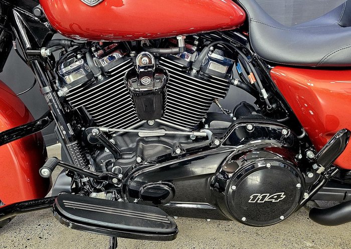 2025 Harley-Davidson Road King Special 114 (FLHRXS) Touring Red