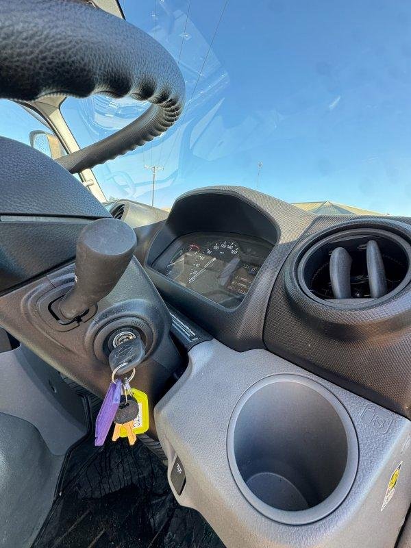 2022 Hino 300 721 Pantech Truck