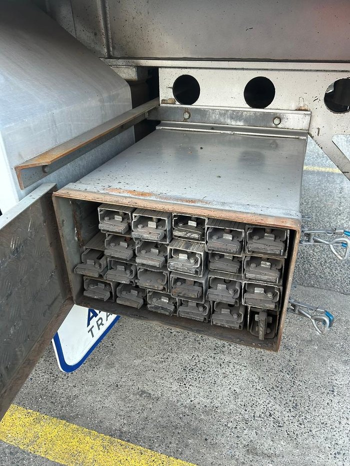 2014 Grey Star St3 -28 Freezer Van Double Stacker, R/T
