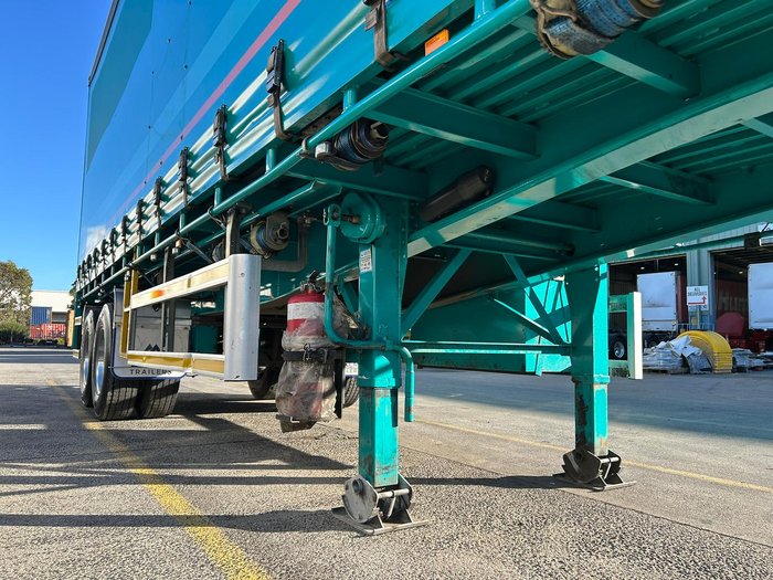 2019 Maxitrans St2 Tandem 14 Pallet Sd Curtain Sider, 4.3M Tail Gate Green