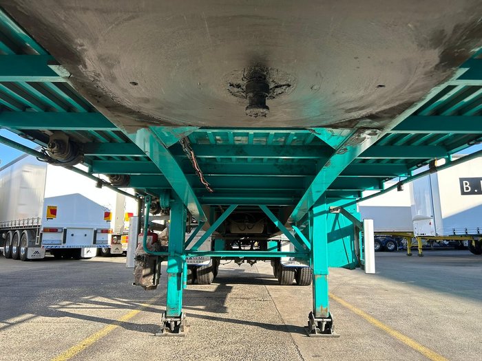 2019 Maxitrans St2 Tandem 14 Pallet Sd Curtain Sider, 4.3M Tail Gate Green