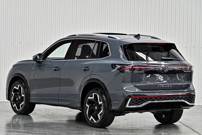 2025 Volkswagen Tiguan 150TSI R-Line
