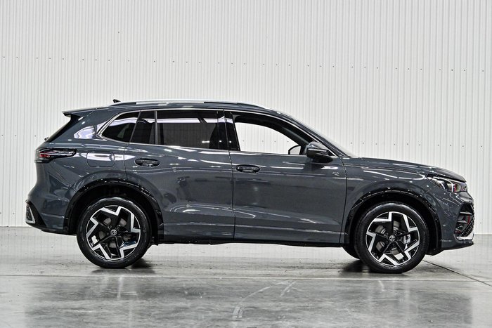 2025 Volkswagen Tiguan 150TSI R-Line