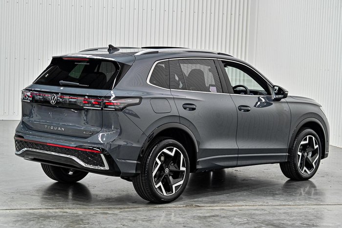 2025 Volkswagen Tiguan 150TSI R-Line