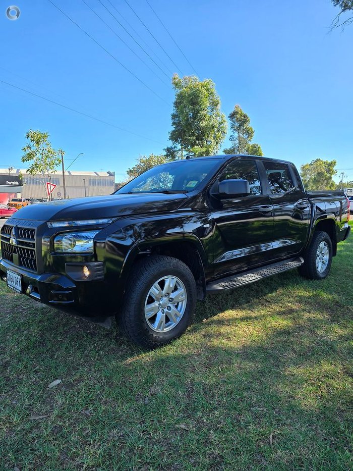 2024 Mitsubishi Triton GLX+