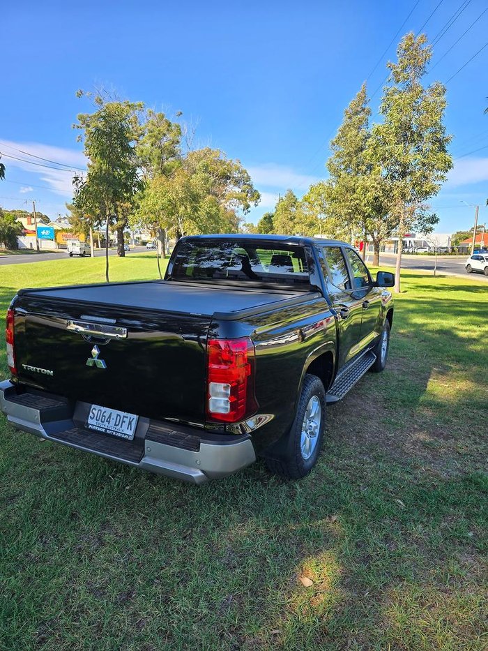 2024 Mitsubishi Triton GLX+