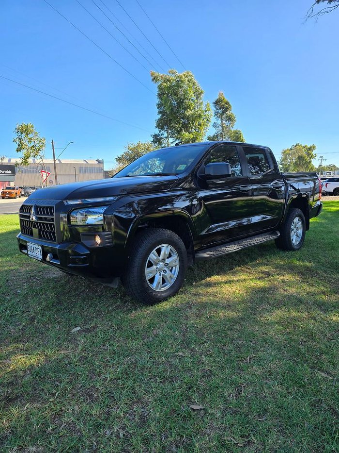 2024 Mitsubishi Triton GLX+