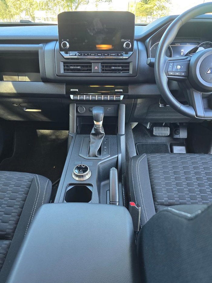 2024 Mitsubishi Triton GLX+