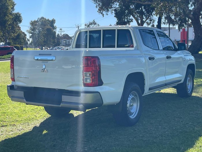 2024 Mitsubishi Triton GLX MV MY24 4X4 Dual Range White