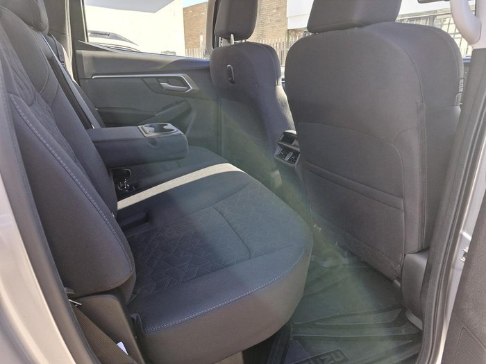 2025 Isuzu D-MAX LS-M