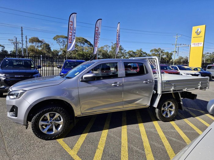 2025 Isuzu D-MAX LS-M