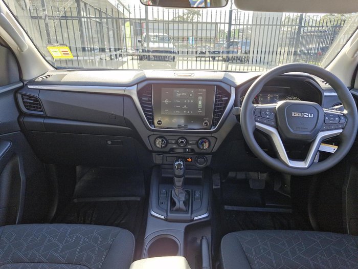 2025 Isuzu D-MAX LS-M
