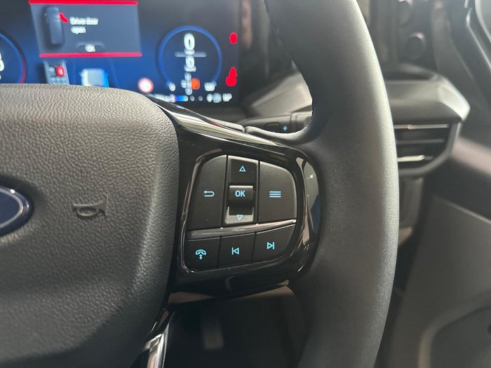 2025 Ford Tourneo Titanium X