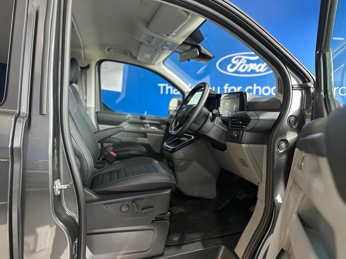 2025 Ford Tourneo Titanium X