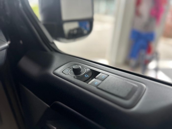 2025 Ford Tourneo Titanium X