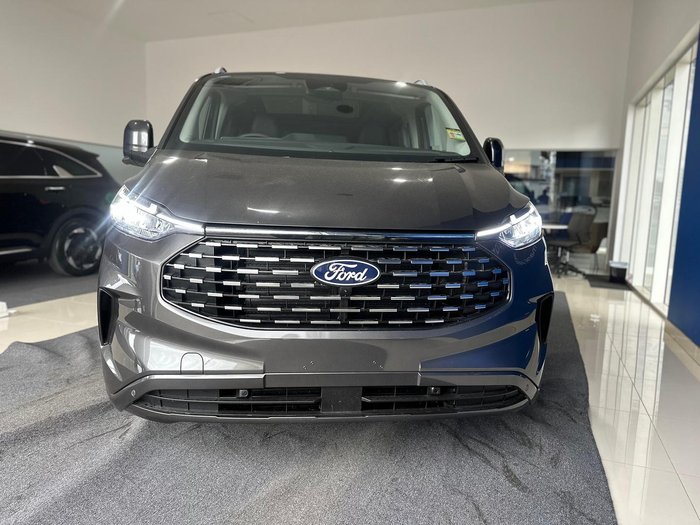 2025 Ford Tourneo Titanium X