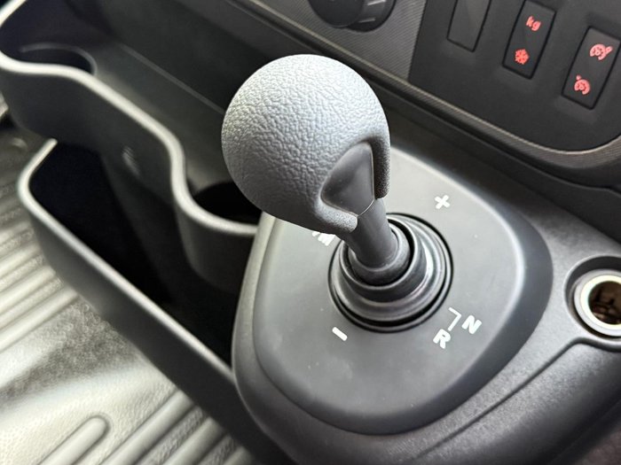 2019 Renault Master X62 Silver