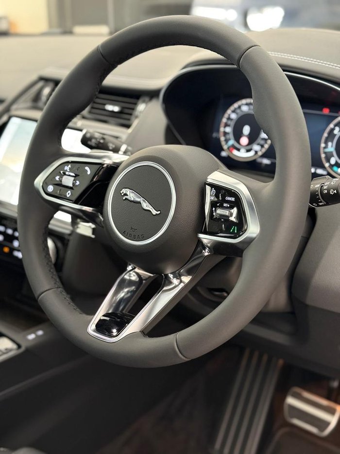 2024 Jaguar E-PACE P250 R-Dynamic SE