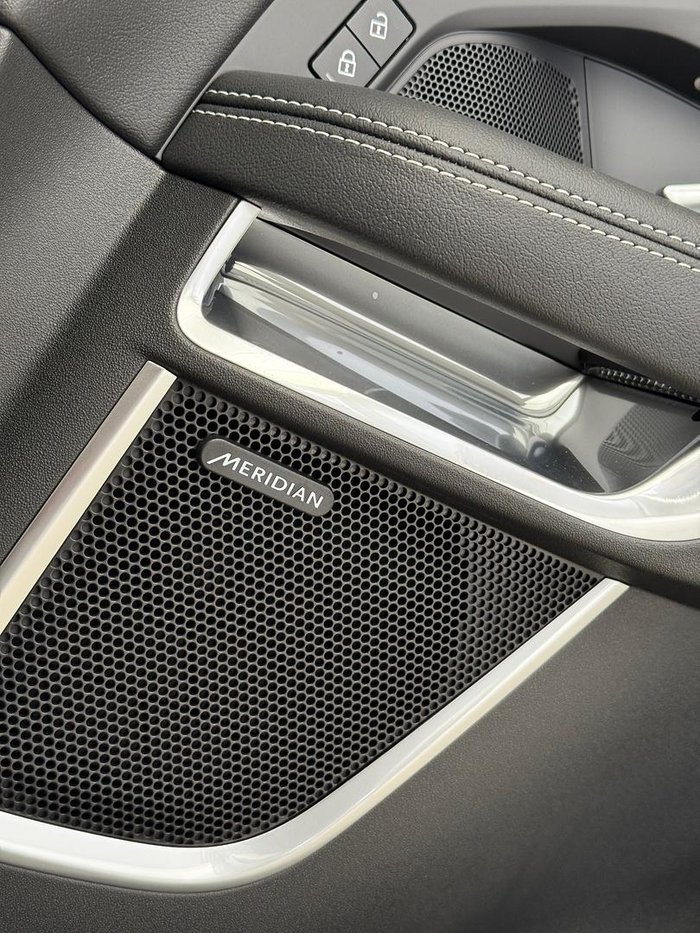 2024 Jaguar E-PACE P250 R-Dynamic SE