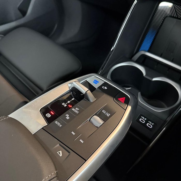 2024 BMW iX1 xDrive30 M Sport