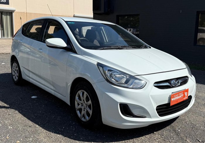 2012 Hyundai Accent Active RB Crystal White