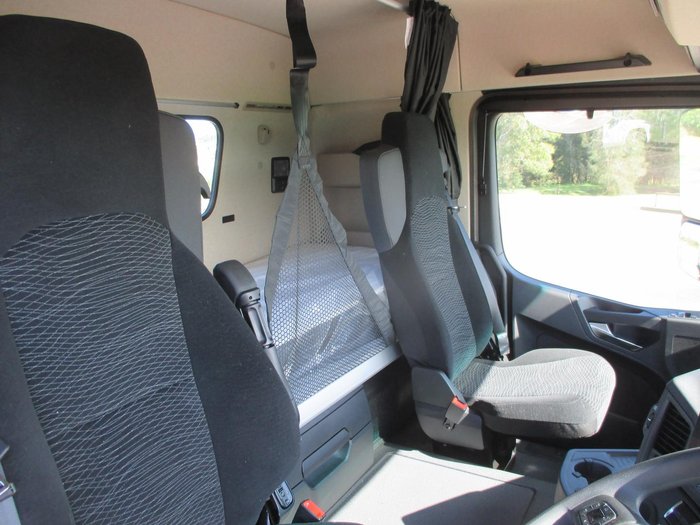 2024 Mercedes-Benz Actros 2653 white