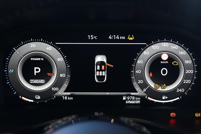 2025 Nissan QASHQAI N-DESIGN e-POWER J12 MY25 Ceramic Grey with Onyx Black Roof
