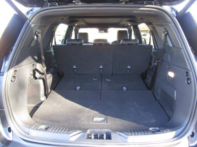 2025 Ford Everest Platinum