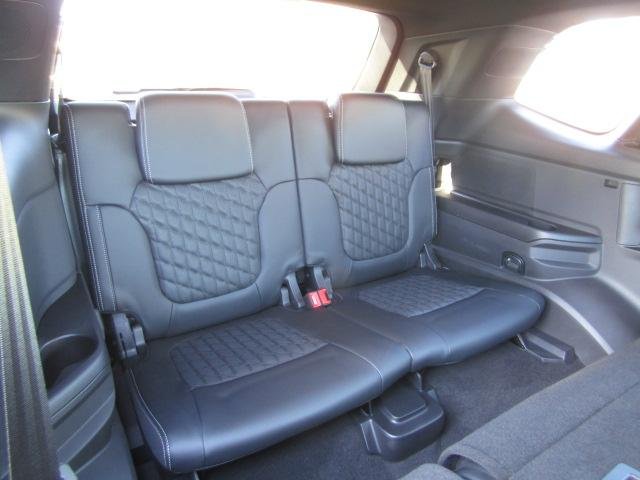 2025 Ford Everest Platinum