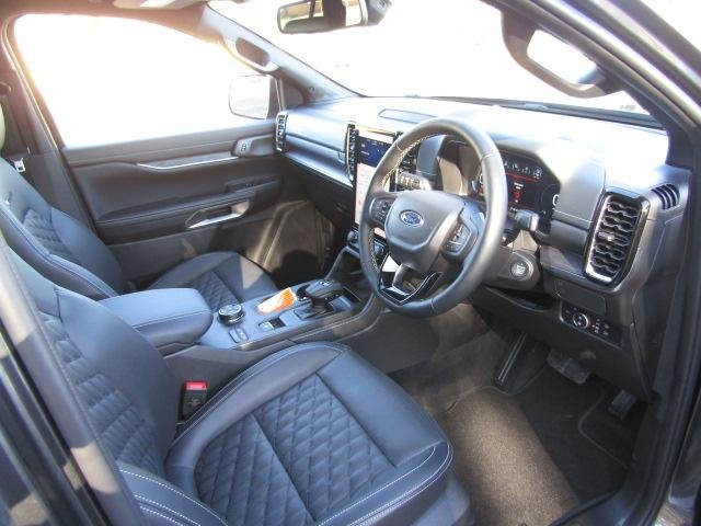 2025 Ford Everest Platinum
