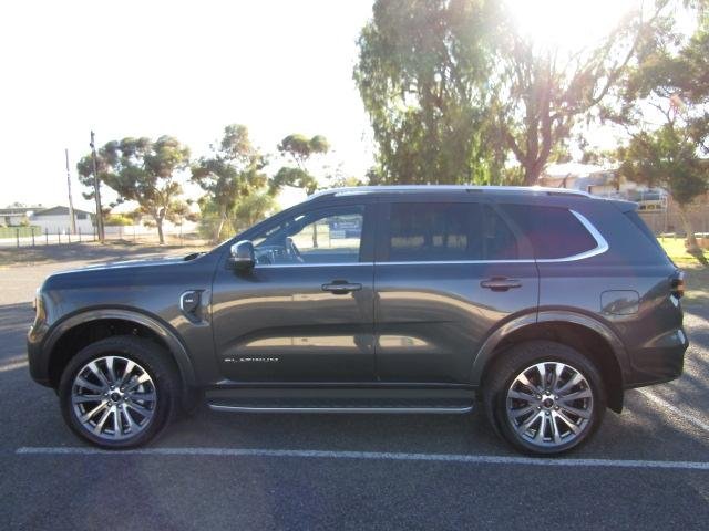 2025 Ford Everest Platinum