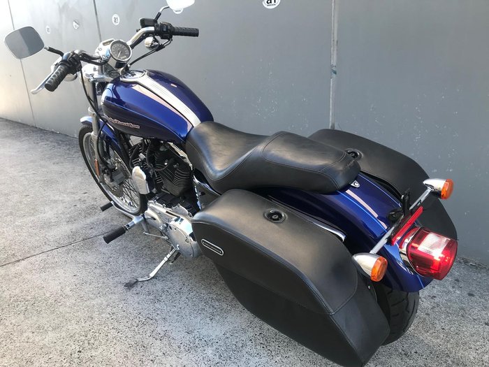2005 Harley-Davidson 1200 Custom (XL1200C) 