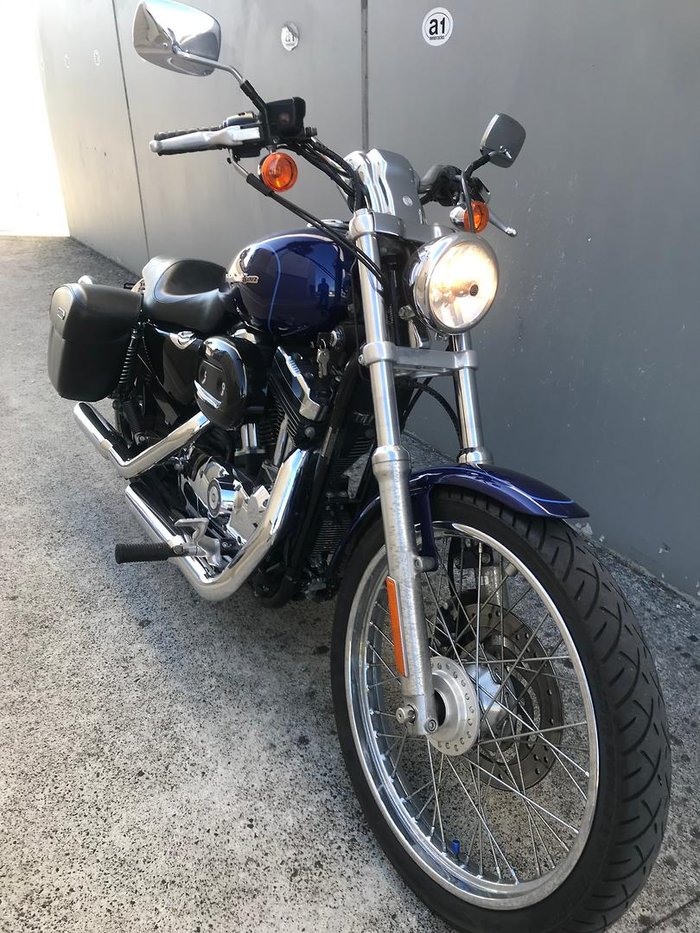 2005 Harley-Davidson 1200 Custom (XL1200C) 