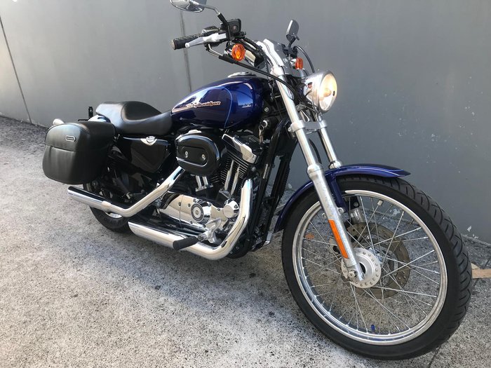 2005 Harley-Davidson 1200 Custom (XL1200C) 
