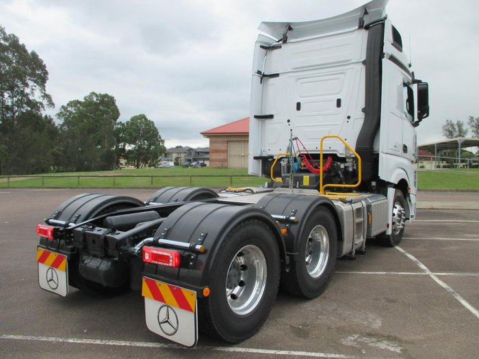 2024 Mercedes-Benz Actros