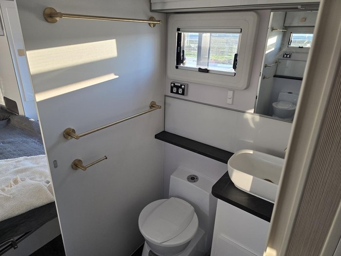 2025 JB Caravans Dirt Roader Xtreme 22.6