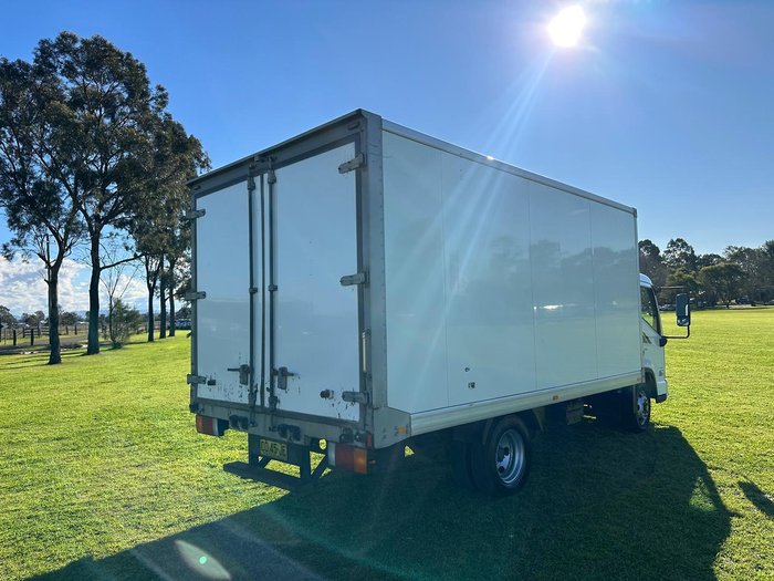 2017 Hyundai Mighty EX4 Chiller White