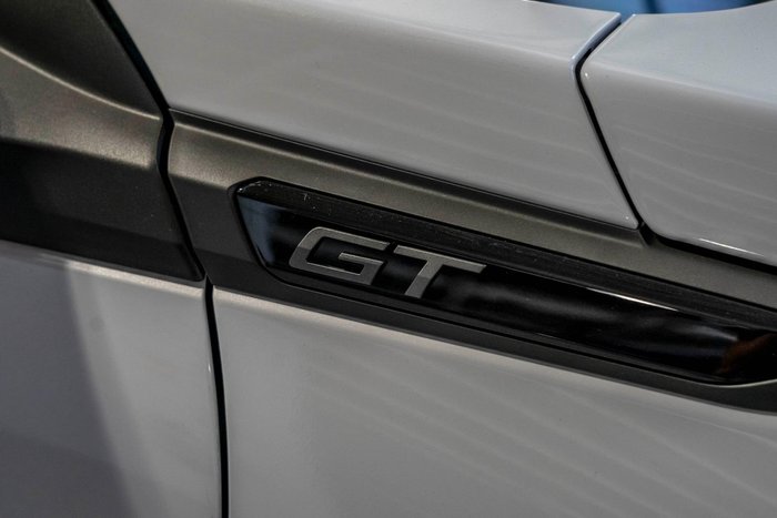 2025 Peugeot 2008 GT Hybrid P24 MY25 Okenite White