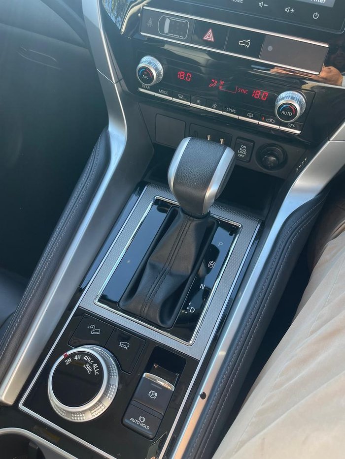 2024 Mitsubishi Pajero Sport GLS